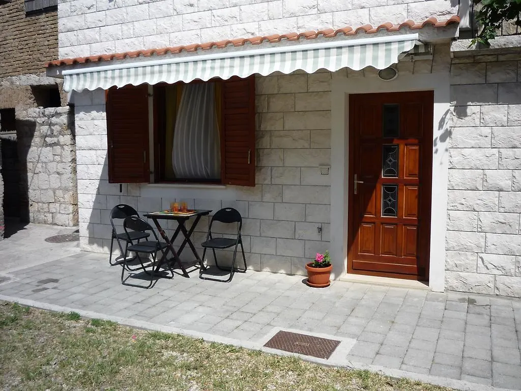 Apartment Klobuka Kaštela クロアチア
