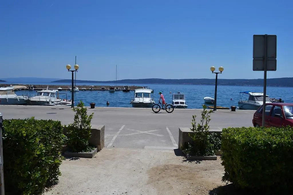 Apartment Klobuka Kaštela クロアチア