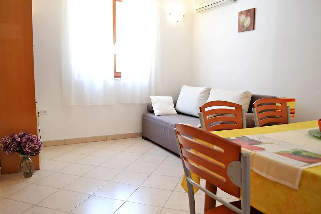 Apartment Klobuka Kaštela
